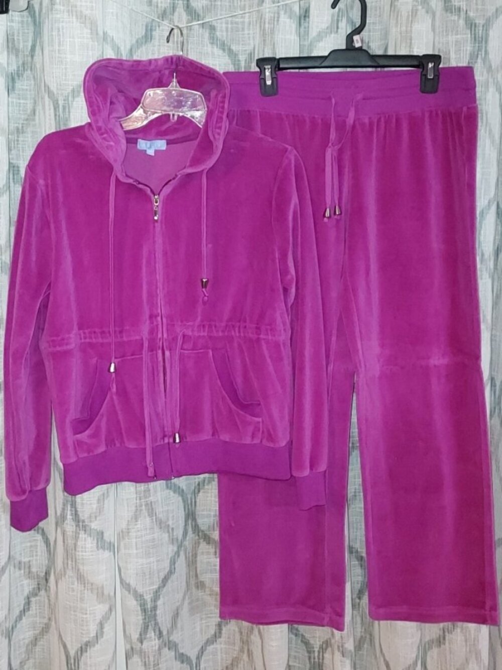 "DARLING" VELOUR TRACK SUIT Plum or Cranberry, Hooded, Cinch Waist LADIES L